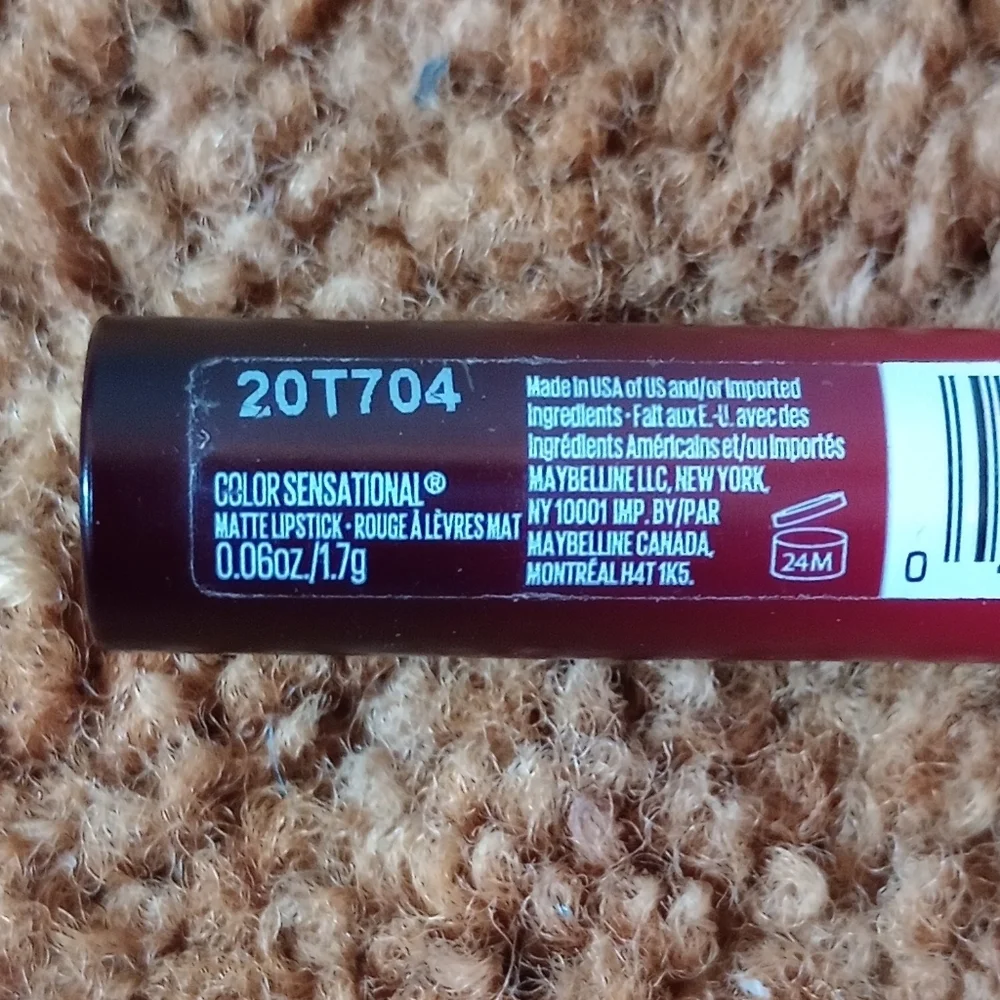 🦋 NWT Maybelline Color Sensational Lipstick in More Ruby